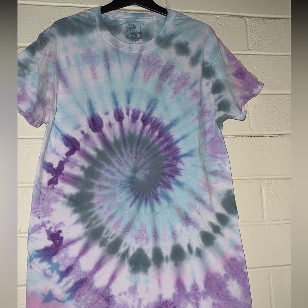 tie dyed tee size medium